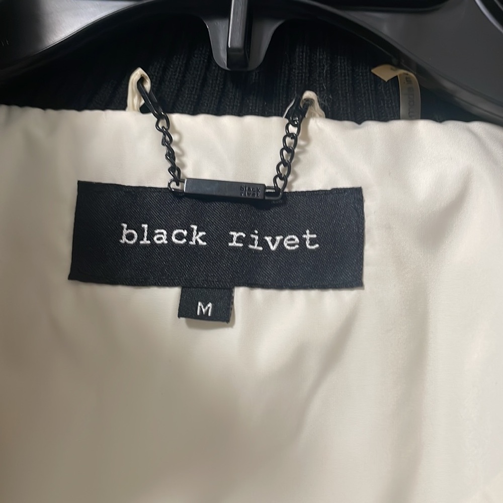 Black Rivet bomber jacket vest - Picture 2 of 4